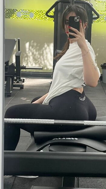🔥 Itsmenazli page leaked private photo uncensored full