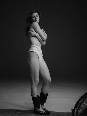 🔥 Adelinafien leaked private photo uncensored full