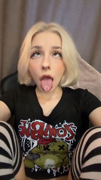 🔥 Ahegao  page leaked private photo uncensored full