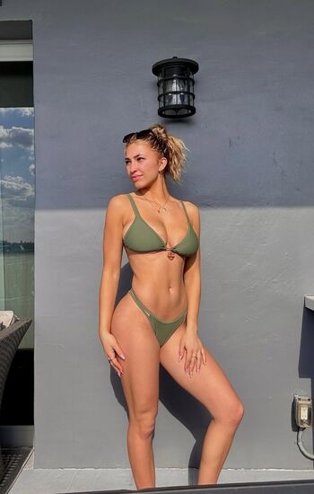 🔥 Ainsley nutter leaked private photo uncensored full