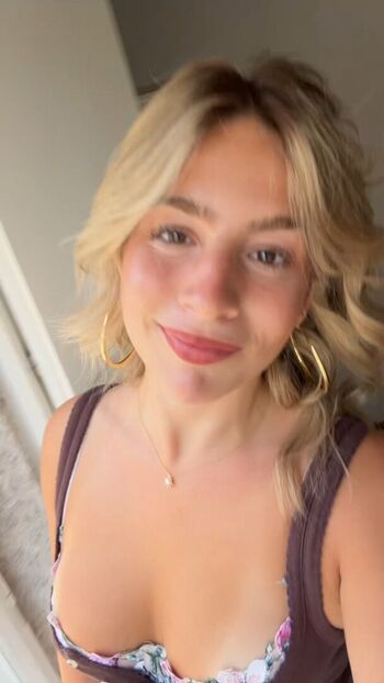 🔥 Ainsley rolstad page leaked private photo uncensored full