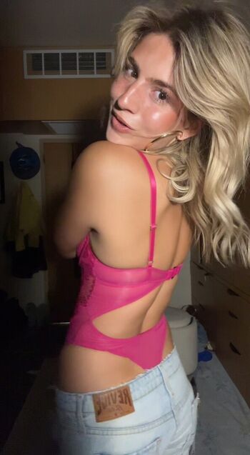 🔥 Ainsley rolstad page leaked private photo uncensored full