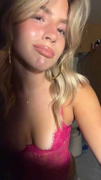 🔥 Ainsley rolstad page leaked private photo uncensored full