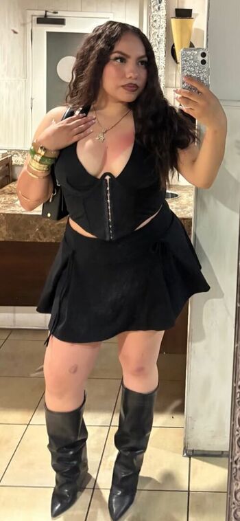 🔥 Ajanae reigns supreme leaked private photo uncensored full