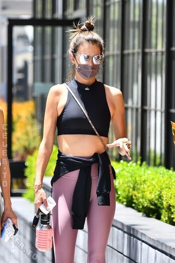 🔥 Alessandra ambrosio  page leaked private photo uncensored full