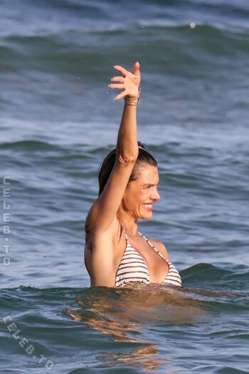 🔥 Alessandra ambrosio  page leaked private photo uncensored full