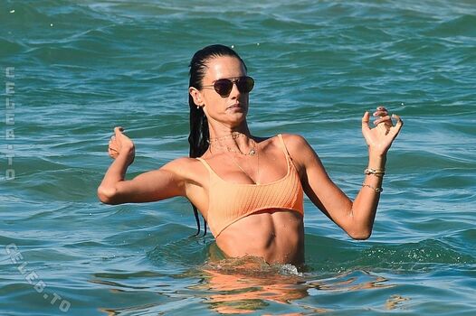 🔥 Alessandra ambrosio  page leaked private photo uncensored full