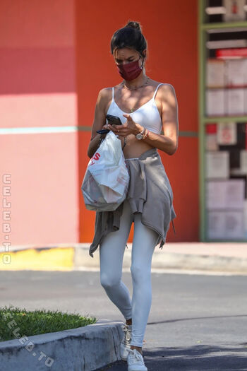 🔥 Alessandra ambrosio  page leaked private photo uncensored full