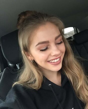 🔥 Alexa breit  page leaked private photo uncensored full