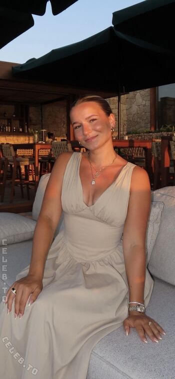 🔥 Alina wachinger  page leaked private photo uncensored full