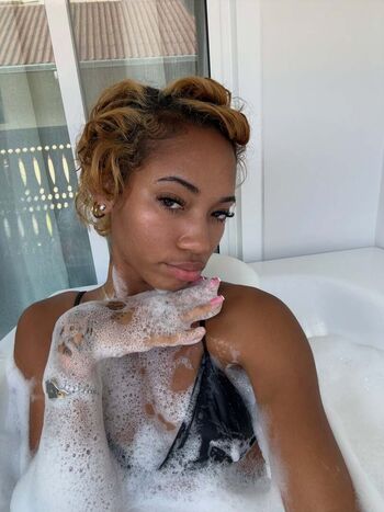 🔥 Alysontsang page leaked private photo uncensored full