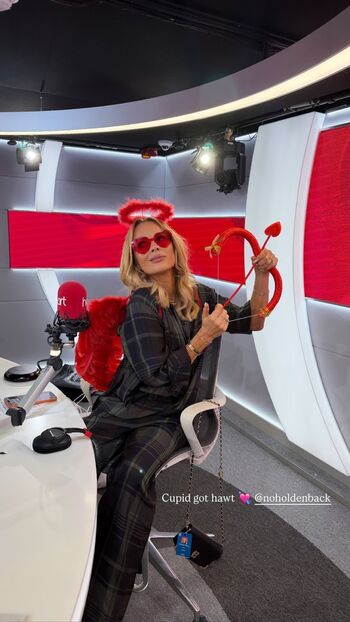 🔥 Amanda holden  page leaked private photo uncensored full