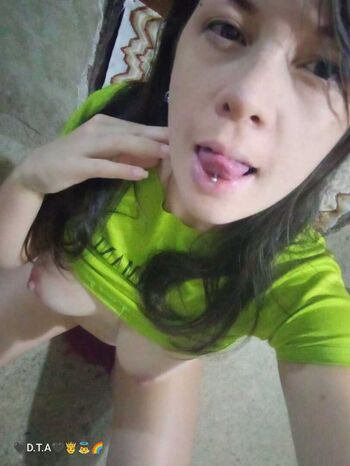 🔥 Amateur girls page leaked private photo uncensored full