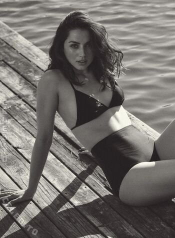 🔥 Ana de armas  page leaked private photo uncensored full