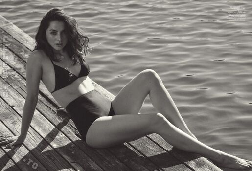 🔥 Ana de armas  page leaked private photo uncensored full