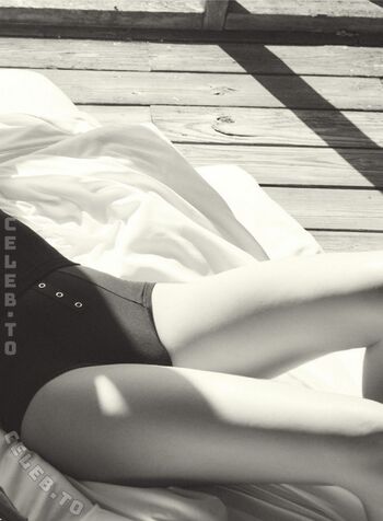 🔥 Ana de armas  page leaked private photo uncensored full