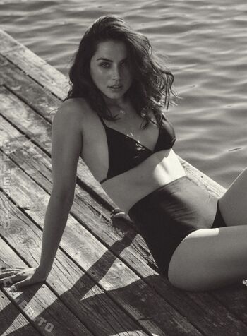 🔥 Ana de armas  page leaked private photo uncensored full