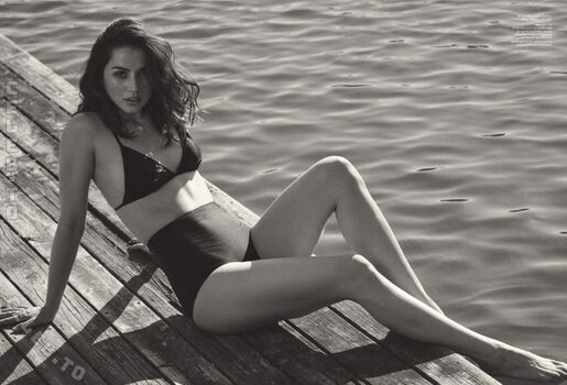 🔥 Ana de armas  page leaked private photo uncensored full