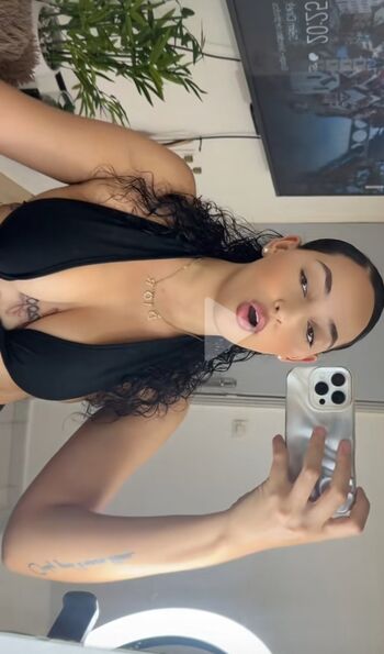 🔥 Annaaeeelle leaked private photo uncensored full