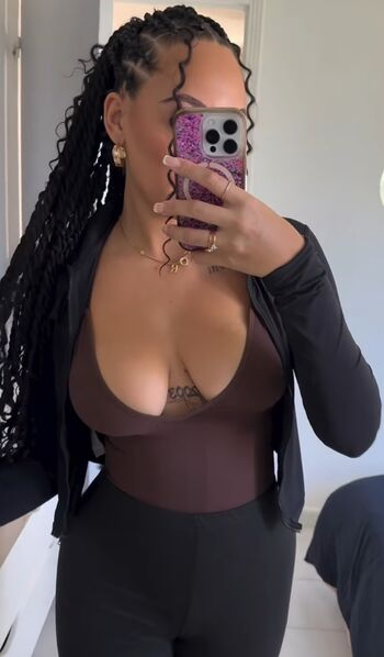 🔥 Annaaeeelle leaked private photo uncensored full