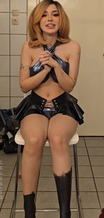 🔥 Annitheduck  page leaked private photo uncensored full