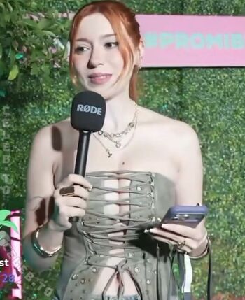 🔥 Annitheduck leaked private photo uncensored full