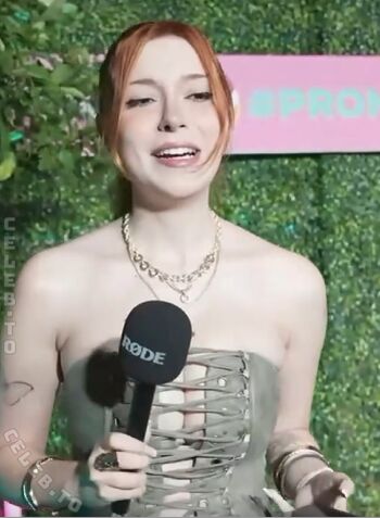 🔥 Annitheduck leaked private photo uncensored full