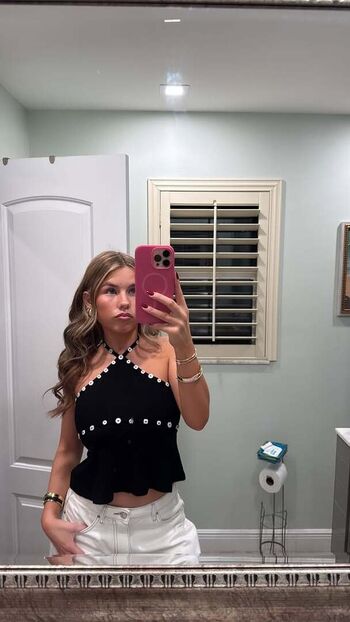 🔥 Ariana white page leaked private photo uncensored full