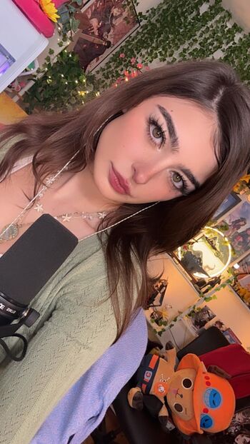 🔥 Aruuu  page leaked private photo uncensored full