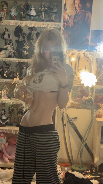 🔥 Ashisbees leaked private photo uncensored full