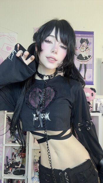 🔥 Ashisbees page leaked private photo uncensored full