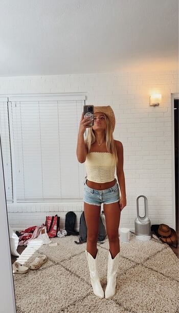 🔥 Ava nucci page leaked private photo uncensored full