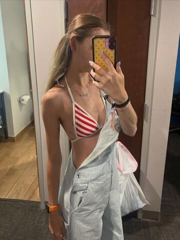 🔥 Avery shipp leaked private photo uncensored full