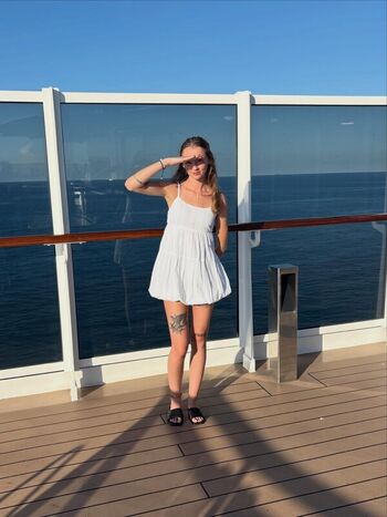 🔥 Avery shipp leaked private photo uncensored full
