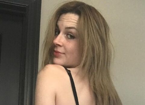 🔥 Bbcvixen bbchoe sluttysnowbun slutty snowbunny leaked private photo uncensored full