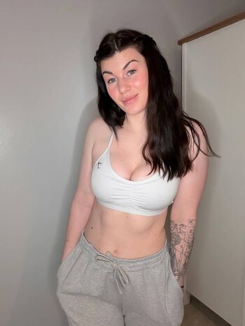 🔥 Bea priestley page leaked private photo uncensored full