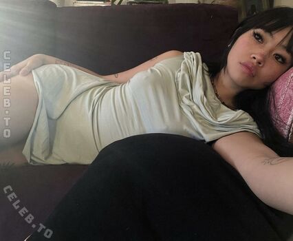 🔥 Beabadoobee leaked private photo uncensored full