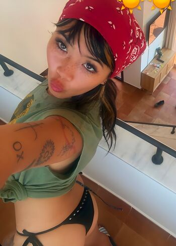 🔥 Beabadoobee leaked private photo uncensored full