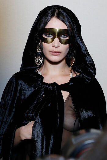 🔥 Bella hadid  page leaked private photo uncensored full