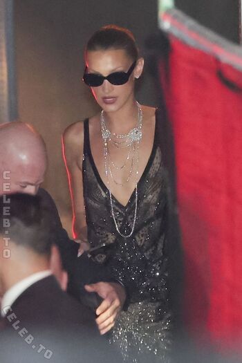 🔥 Bella hadid  page leaked private photo uncensored full