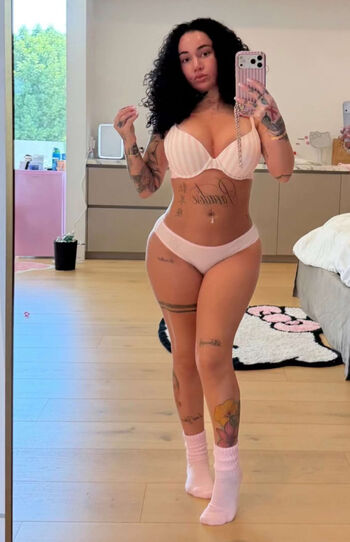 🔥 Bhad bhabie  page leaked private photo uncensored full