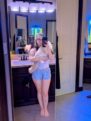🔥 Bigtittygothegg  page leaked private photo uncensored full