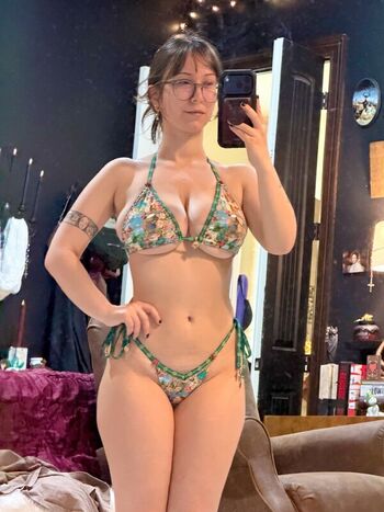 🔥 Bigtittygothegg  page leaked private photo uncensored full