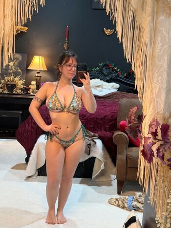 🔥 Bigtittygothegg  page leaked private photo uncensored full