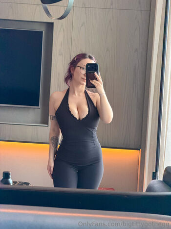 🔥 Bigtittygothegg leaked private photo uncensored full