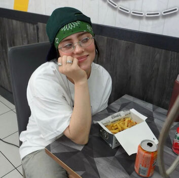 🔥 Billie eilish  page leaked private photo uncensored full
