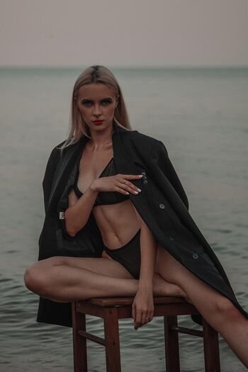 🔥 Boudoir page leaked private photo uncensored full