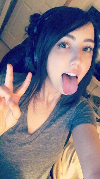 🔥 Breebunn  page leaked private photo uncensored full
