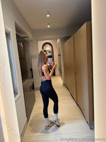 🔥 By isabelyvonne  page leaked private photo uncensored full