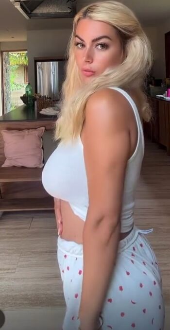 🔥 Carla moreau leaked private photo uncensored full